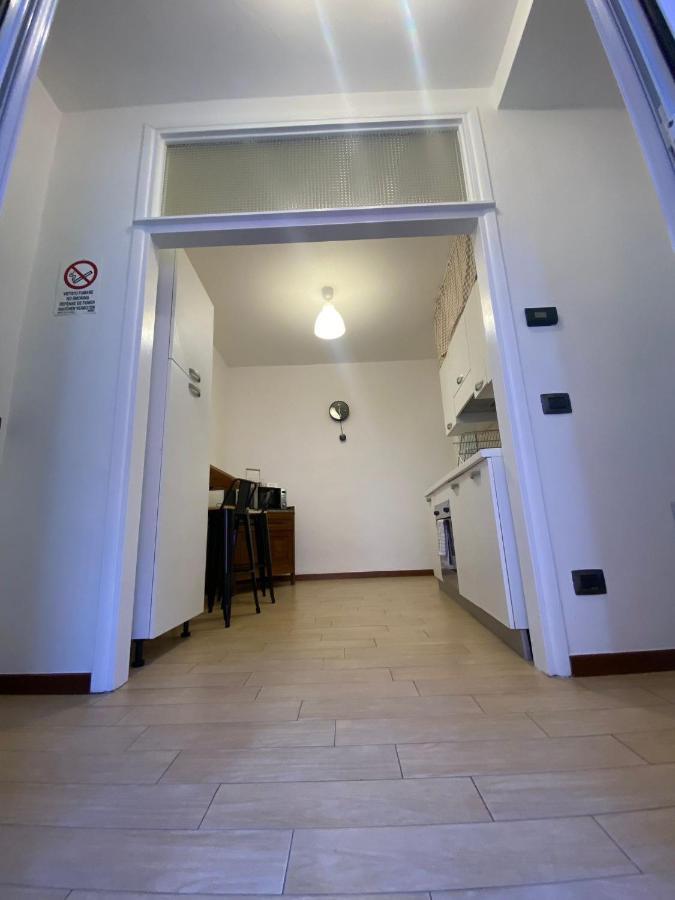 The Alley 7 Apartment *