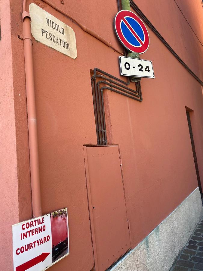The Alley 7